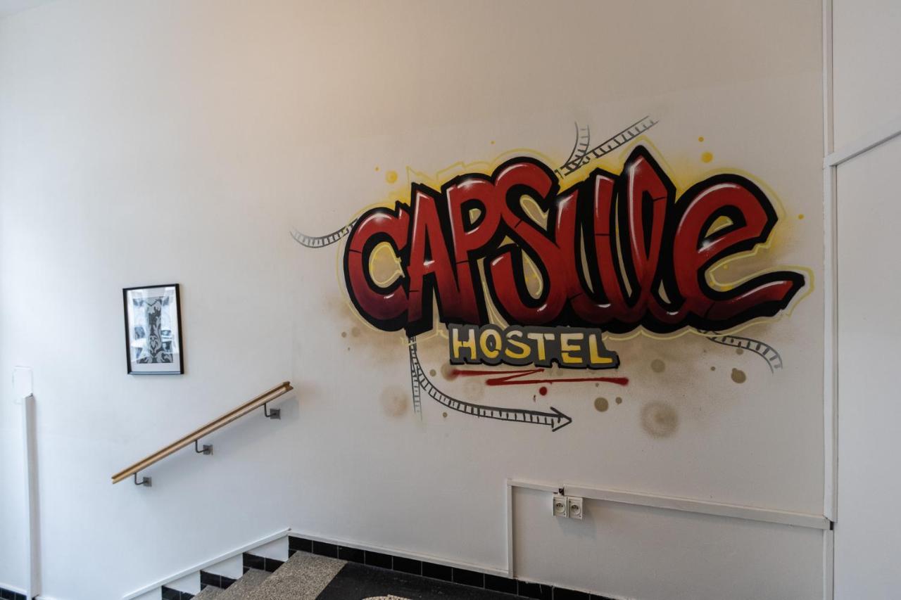 Capsule Hostel Andel Centre Spirit Πράγα Εξωτερικό φωτογραφία
